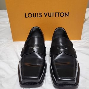 Louis Vuitton Connelly Flat Loafers